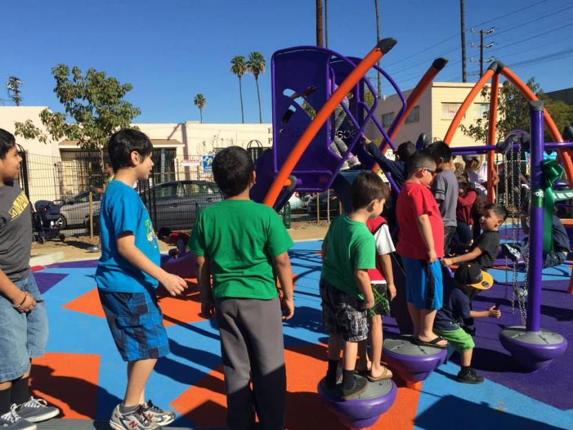 Children playing in Avalon Park